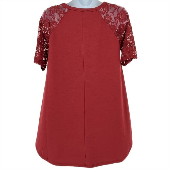 Zenana Lace Tunic Top in Red Size Small - Picture 3 of 9